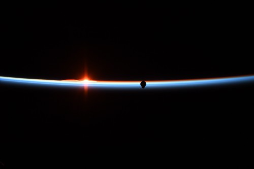 just–space:The Dawn of a New Era in Human Spaceflight : “The dawn of a new era in human spaceflight,” wrote astronaut Anne McClain. McClain had an unparalleled view from orbit of SpaceX’s Crew Dragon spacecraft as it approached the International