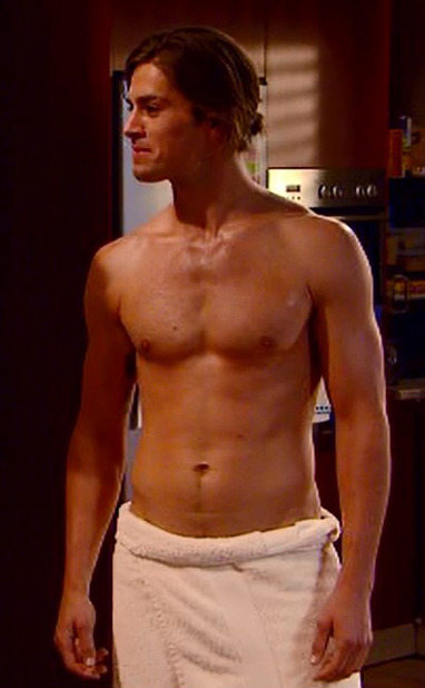 fake-real-hunks:  Neighbours - Tyler Brennan played by Travis Burns 