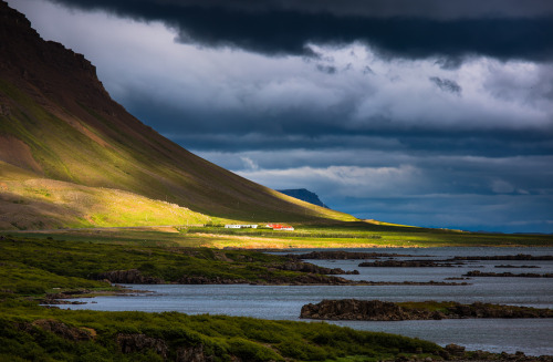 landscape-photo-graphy:Stunning Icelandic Landscapes  by Jakub Polomski