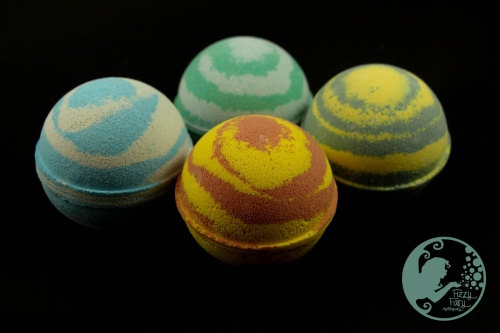 sosuperawesome:Bath Bombs Inspired by Geek Culture (including Pokémon, Sailor Moon, Legend of Zelda,