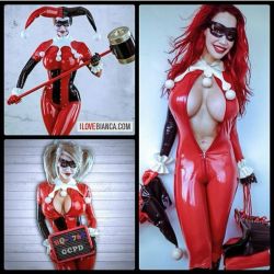 Why so serious? 👅 www.ilovebianca.com  #ilovebianca #biancabeauchamp #redhead #latex #fetish #cosplay #harleyquinn #joker by biancabeauchampmodel