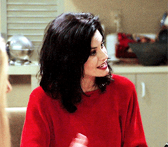 princesconsuela:monica geller: pretty in red