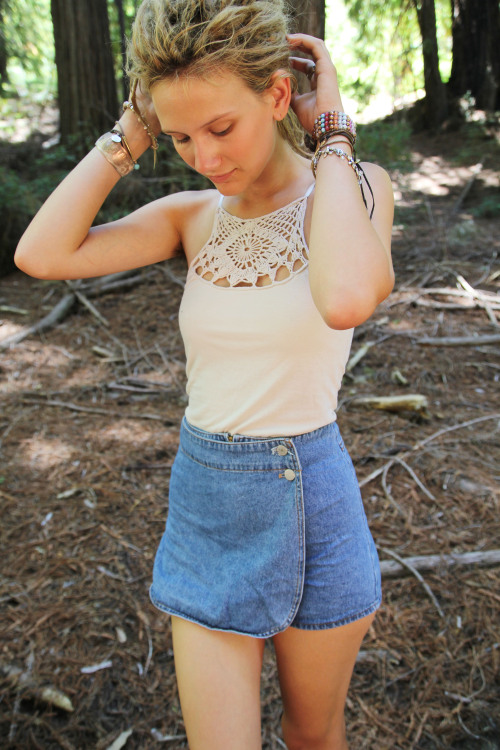 dayzea:  Just up on my shop ~ Adorable vintage items! Check it out here loves :) x 