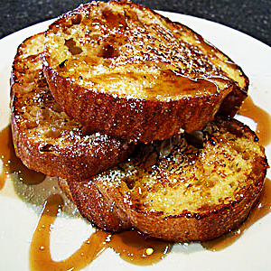 everybody-loves-to-eat:  french toast requested by anonymous
