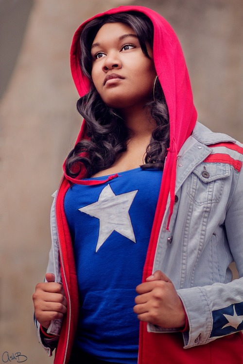 cosplayingwhileblack:Character: America ChavezSeries: Young AvengersCosplayer: yevaracosplayPhotogra