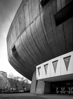 n-architektur:  Auditorium Maurice-Ravel, Lyon Charles Delfante, Henry Pottier, 1972-1975 Photographed by Chimay Bleue 