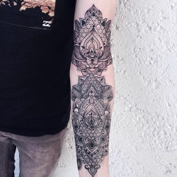 skullbxnes:Tattoo blog