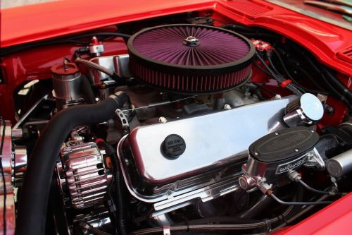 corvettes: Corvette restomod engine