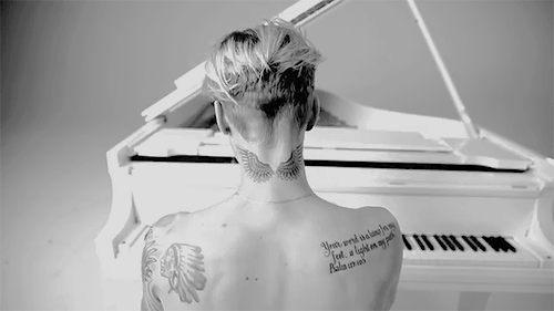 Voir un profil - Kael Bradford Tumblr_oz2lvd8uYC1r91uyxo1_500