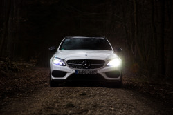 mercedesbenz:  Stare down – it’s getting tough right now! The Mercedes-Benz C 43 AMG Estate captured by Johannes Glöggler for #MBsocialcar.[Mercedes-Benz C 43 AMG Estate | Combined fuel consumption: 7.9-7.7 l/100km | CO2 emission: 185-180 g/km |