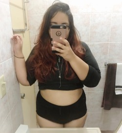 i-want-spankings: porncute: fuck your body standards 💕 #bodyposi  All that hair 😍 