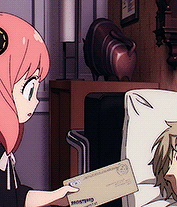 damianyas:  cute anya moments from episode 1 (◕ っ ◕✿) 