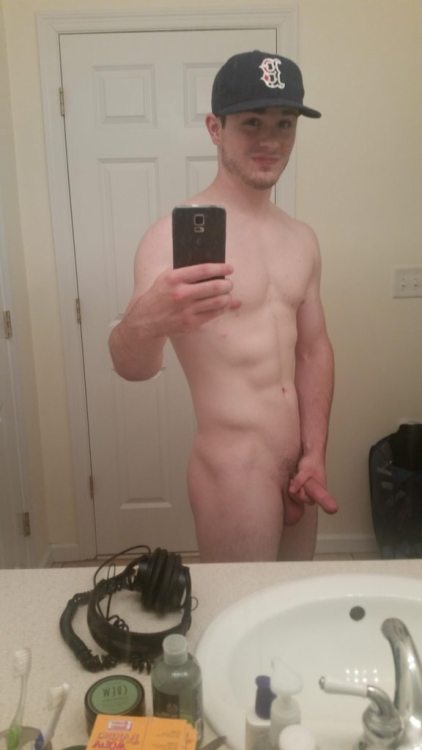 rob7260:  straighttobed:  Any mass people? …View porn videos at http://bit.ly/1E6Xd8V  very hot