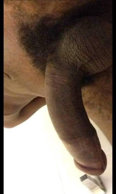 alimjayni:  Hes backkkk! One of my very first baits his dick got bigger right!