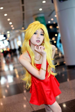 hotcosplaygirl:  Cosplay girlCosplay girl Twitter