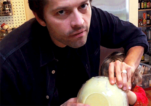 MISHA COLLINS in Cooking Fast &amp; Fresh With West! Episode #2 - for NEW YEAR NEW GIFS - Day 5: ac