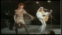sheisasilentfilm:  a-ladette-insane:  1980 Floor Show Jean Genie  [x]  💘