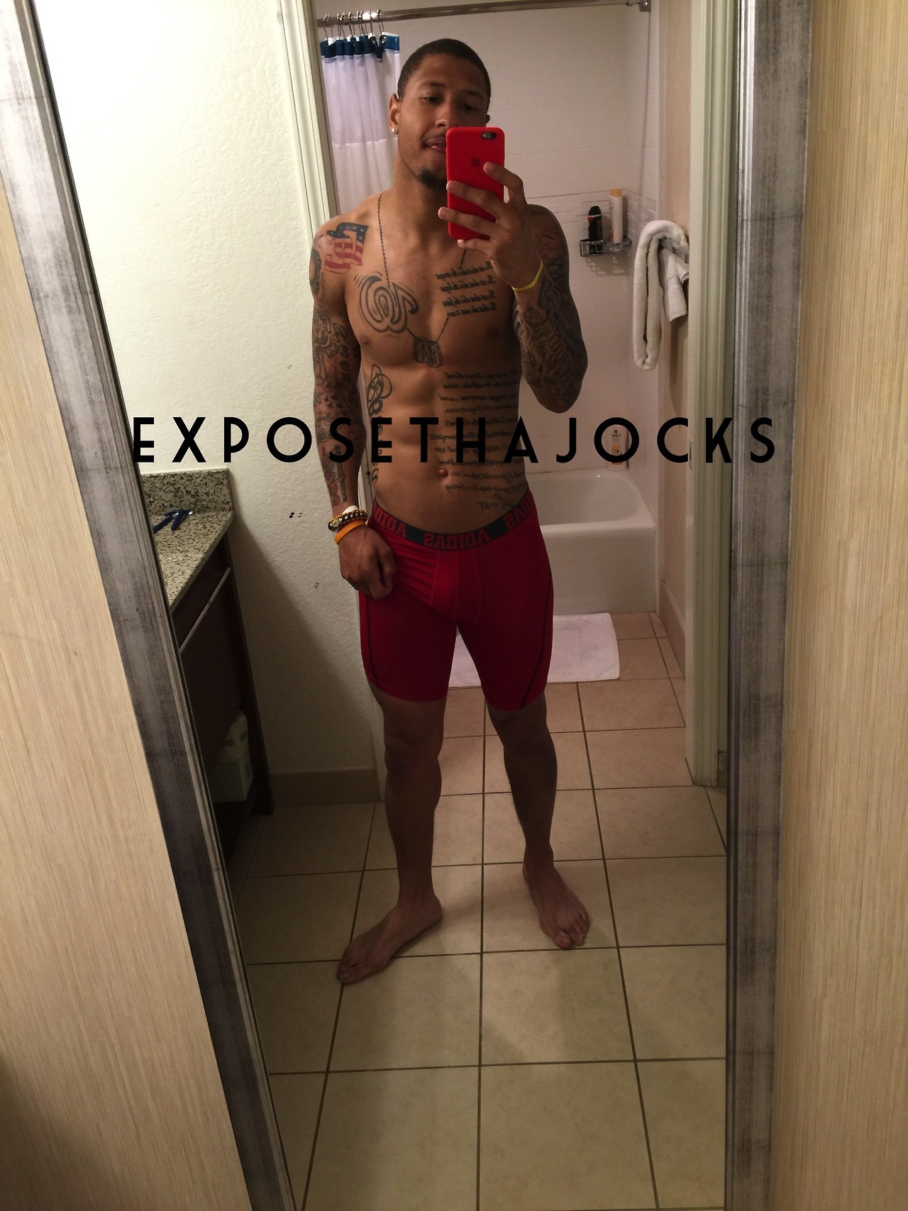 xposethajocks:  Deon Long for ETJxposethajocks.tumblr.comFollow my Twitter for his