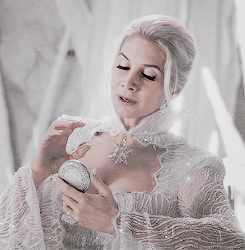 lunalovelight:   “Mirrors reflect our… mood, our desire, our essence. They