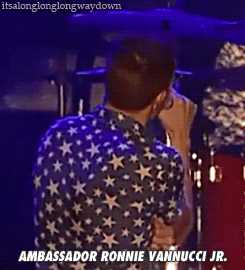 talkstostrangers: itsalonglonglongwaydown:  How far is this gonna get   this is a classic post for me. 