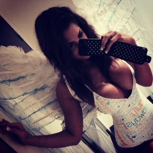 juicypix2:  Libby Powell