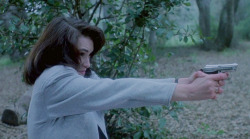 vixensandmonsters:  Heathers (1988) dir. Michael Lehmann