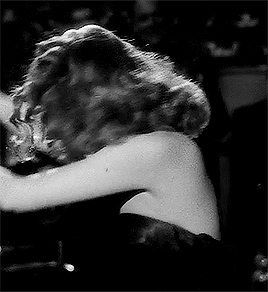hennyproud:Rita Hayworth in Gilda (1946) dir. Charles Vidor
