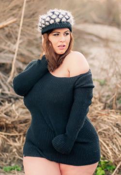 xxlgirls:  Plus-size fashion by London Andrews