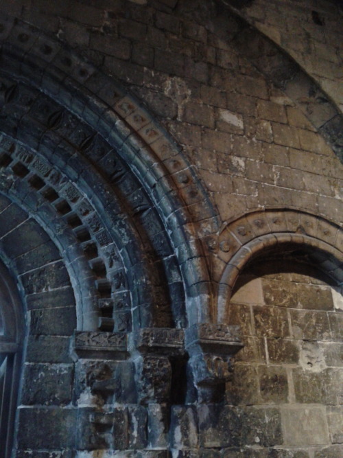 gunhilde:Carved archway, Norwich Castle, late 11th to early 12th century. This is the entry to what 