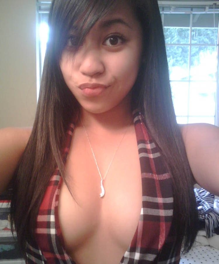 astoldbyclitliquor:  Petite Mami  If only
