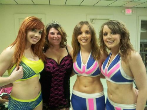 Shitloads Of Wrestling — Taeler Hendrix, Lovely Lyla, and The Blossom  Twins...