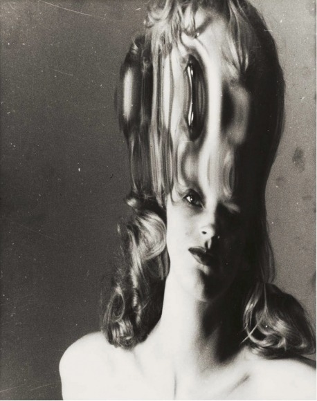 inneroptics:    Erwin Blumenfeld - New York, 1945-46  