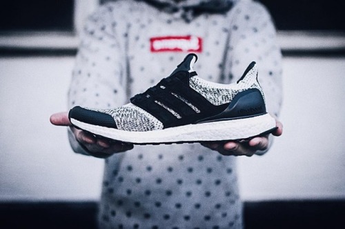 sns x social status x adidas ultra boost Instagram      Twitter 