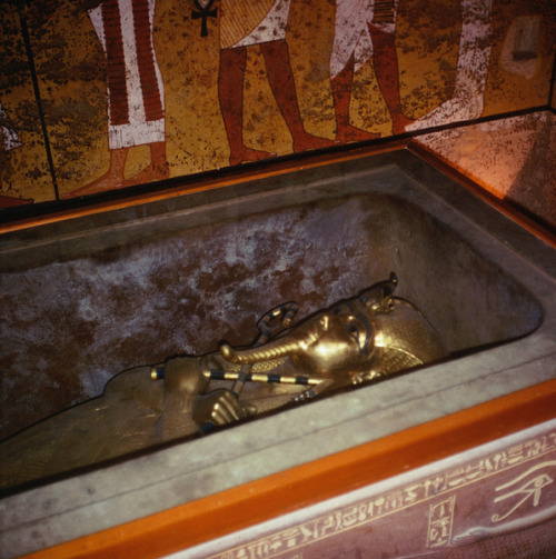 The gold coffin from the tomb of Tutankhamun, Valley of the Kings, Thebes.