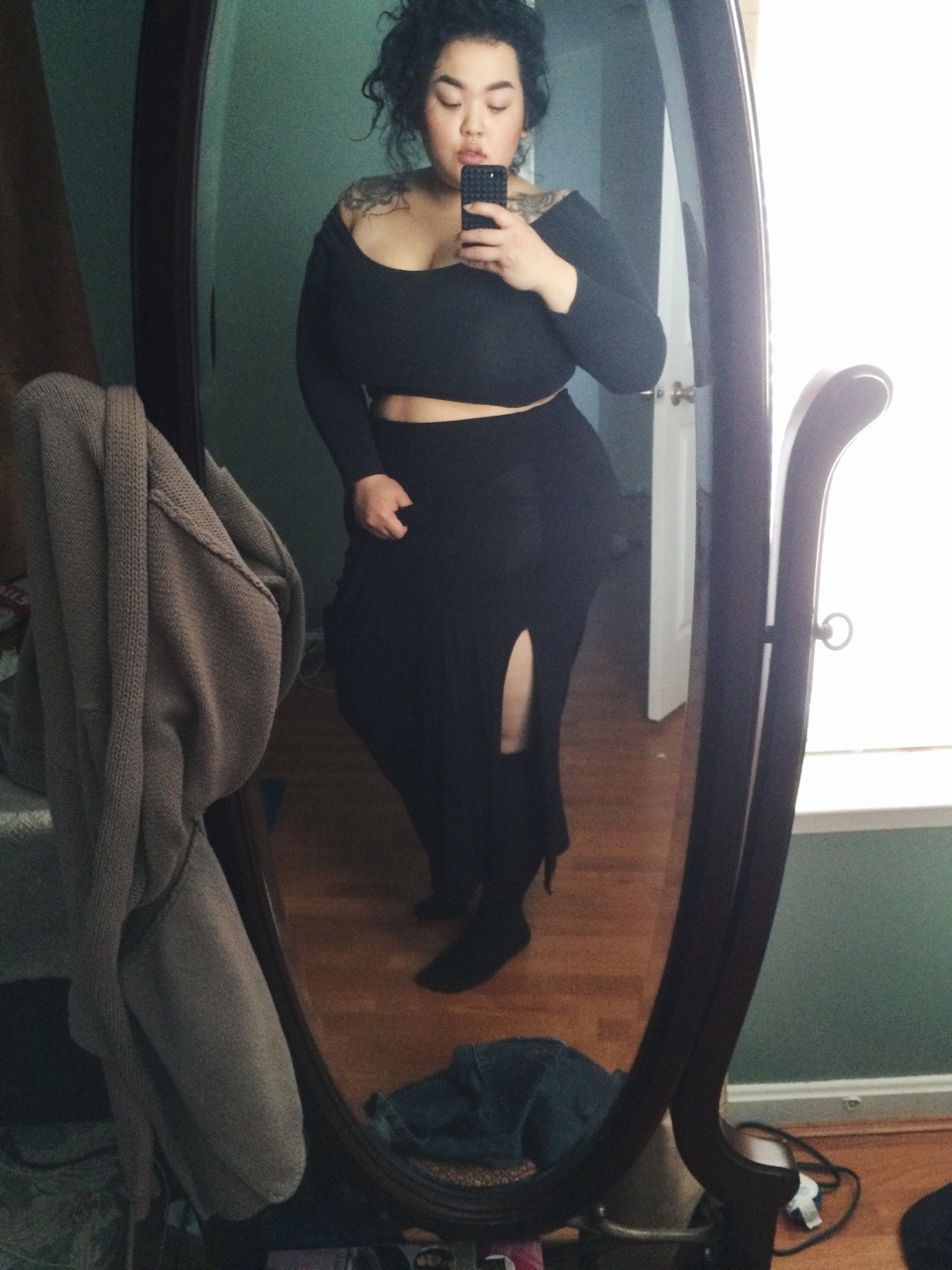 ohreinababyy:  Let me be your trap queen.