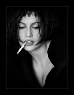 mydarkbaby:  Follow me for 20,000  More great photos like these: http://mydarkbaby.tumblr.com/ 