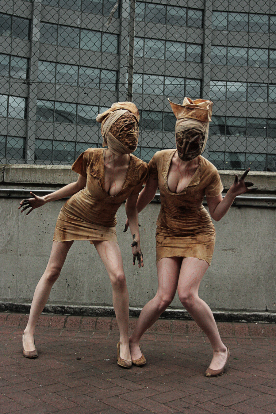silent hill 2 pyramid head cosplay
