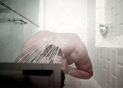 ventimigrillo:    Milo Ventimiglia as Sean Bennigan (John Doe)↳ the Whispers 1.02