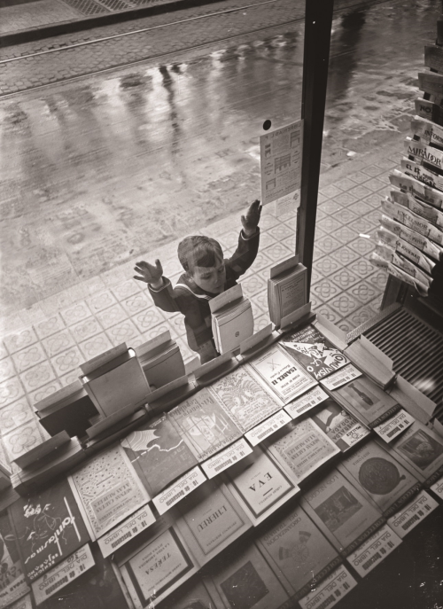 Día del libro, fotografía de Gabriel Casas. Barcelona, 1932. Arxiu Nacional de Catalunya.