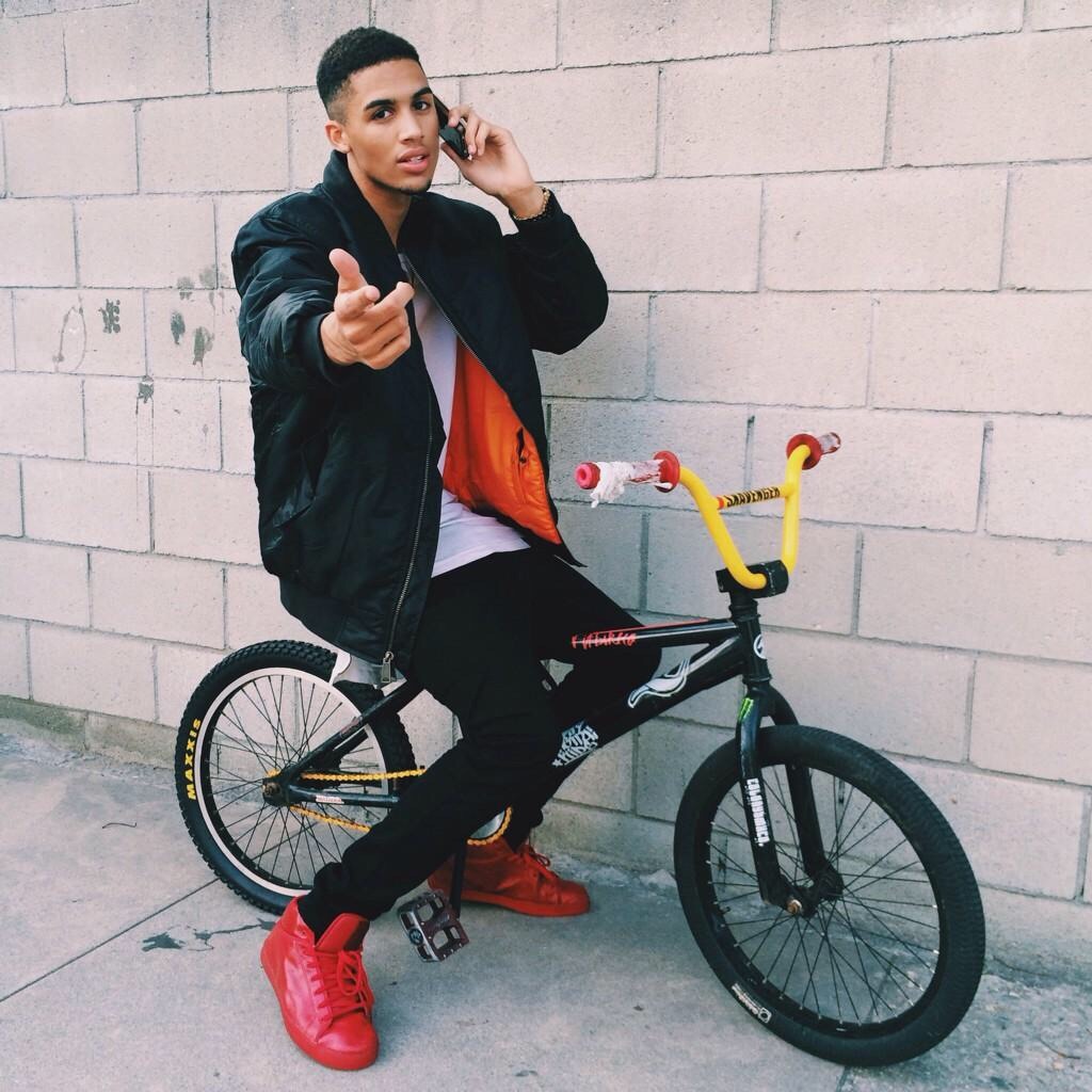 last-muthafucka:  jaxonofficial:  Catch me on my hot wheels broom broom  x