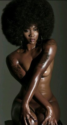 buttalicious602:  Beauty want my fro this