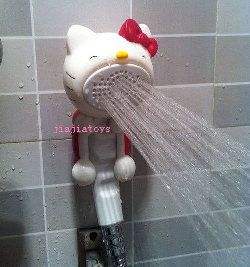 gaturo:  hello-kitty:  Hello Kitty Shower Head   