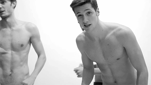 itsallguys:  I’m Alex.  Follow for more hot guys!