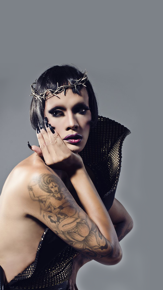 thoseaesthetics:  Drag Queens Lockscreens | Part 2(part 1)  (quotes)  ☾reblog