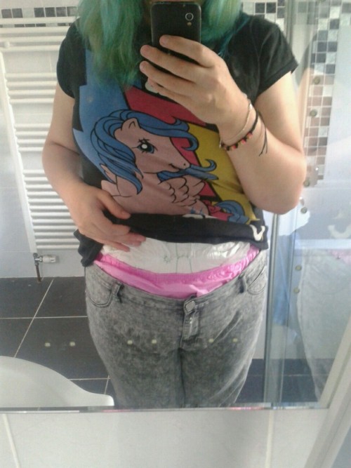 thelittleprincex: I dressed myselfs like a big girl tehe ^.^