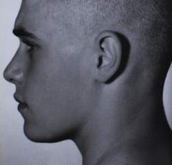 hombre-hombre:  “Shaved” - Alasdair McLellan,