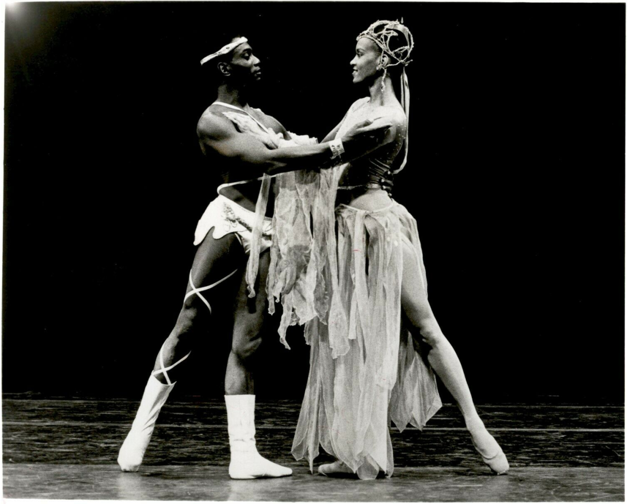 swanlake1998:
“ronald perry and lorraine graves photographed performing as prince ivan and the princess of unreal beauty in john taras’ the firebird by martha swope
”