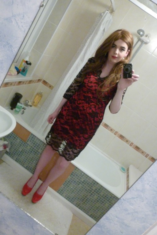 Porn dirtymikefl:lucy-cd:PicturesThis lace dress photos