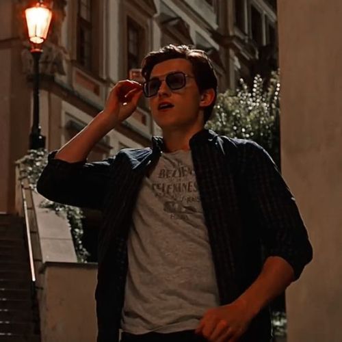 POV : You're Camera Roll If You're Dating Peter Parker