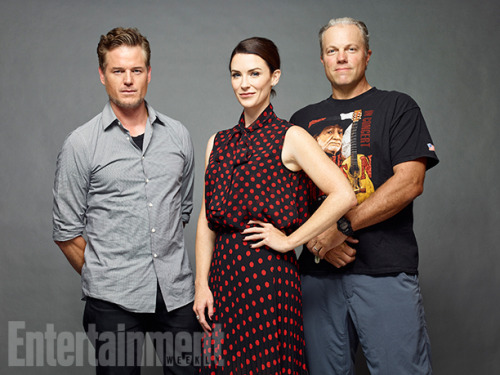 ..and moreComic-Con 2016 Star Portraits: Day 1via Entertainment Weekly